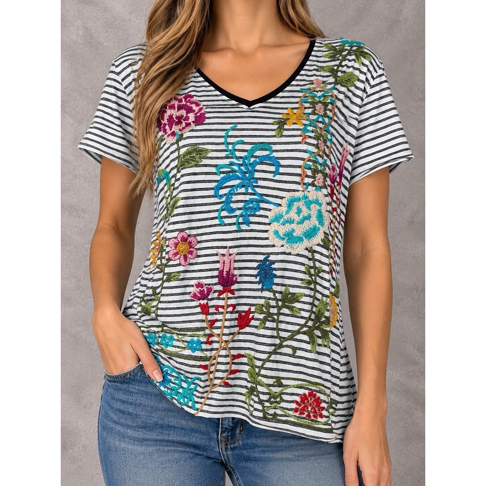 Johnny Was Sheri Everyday Stripe Shirt Womens Small White Floral Embroidered